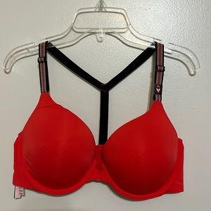 Victoria’s Secret T-shirt Push Up Bra